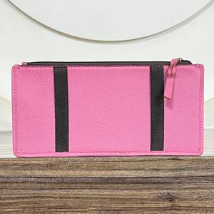 Visera para Coche de Cuero Genuino con Diseño Floral y Grabado a Cuadros, Elegante Bolsillo para Tarjetas, Portadocumentos, Organizador para Moto y Vehículo - Product Image 6