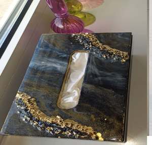 Boîte à mouchoirs en métal texturé bleu sarcelle de qualité supérieure avec finition dorée et organisateur, pour une décoration intérieure coordonnée, disponible à prix de gros - Product Image 2