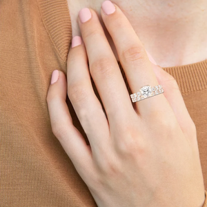 Anillo Unisex AJRETAIL con Diamantes Cultivados en Laboratorio de 11.31 Quilates, Corte Brillante, Engaste Pavé, Color F, Claridad VS1, Certificado IGI, Oro Rosa - Product Image 4