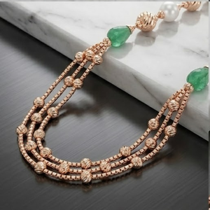 Collier Mala italien en argent 925, finition or rose, pierre verte, perle, bijoux multicouches de créateur pour femmes - Product Image 3