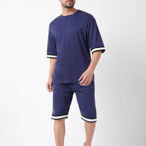 Prix d'usine – Ensemble T-shirt et short pour homme grande taille en polyester/coton respirant et écologique – Tenue décontractée d'extérieur style streetwear – Design 2-en-1 - Product Image 2