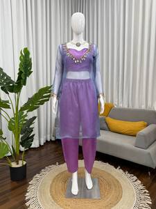 ชุดเสื้อผ้าอินเดียปากีสถานสีม่วง เสื้อครอปปักลายตาข่าย กางเกงยางยืด ชุดสำหรับงานเทศกาล - Product Image 1