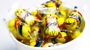 Deliciosos productos de frutas, chocolates y dulces para niños como productos al por mayor a granel en caja de embalaje personalizada. - Product Image 3