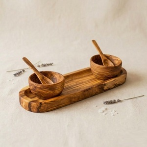 Ensemble de condiments artisanal en bois d'olivier naturel, 3 petits bols à trempette avec cuillères et plateau de service pour épices, trempettes, ustensiles de cuisine - Product Image 3