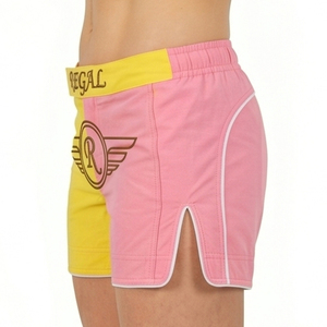 Shorts de MMA para Mujer Regal Three, Shorts de MMA Personalizados con Estampado, Shorts Deportivos de MMA para Mujer, Shorts de Fitness de Secado Rápido - Product Image 4
