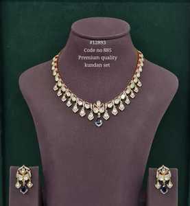 Collier et boucles d'oreilles Kundan Premium 12893, pierres en zircon cubique, plaqué or, zircon taillé en poire, style ethnique pour mariages et fêtes - Product Image 5