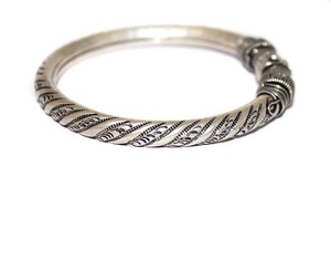 Bracelets Joncs Classiques Vintage Antiques en Argent Sterling 925 Oxydé pour Anniversaire d'Enfants - Vente en Gros - Product Image 3