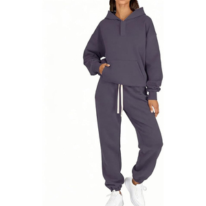 Ensemble 2 pièces décontracté pour femme : sweat à capuche uni et pantalon large en polaire respirante pour l'automne - Product Image 1
