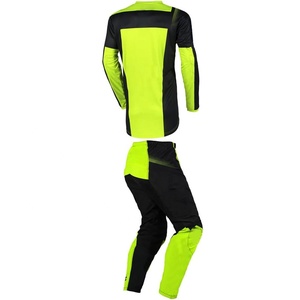 Combinaisons de course de motocross tout-terrain pour femmes Options personnalisables avec un tissu élégant et durable pour les passionnés et les professionnels - Product Image 2