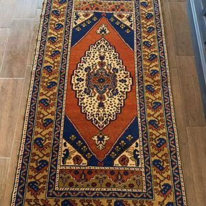 Alfombra Knots Vibrante Tejida a Mano en Turquía, Lana/Seda, Diseños Florales Modernos, Ecológica, Antideslizante, Resistente a la Suciedad, para Mascotas, 1 Pieza - Product Image 1