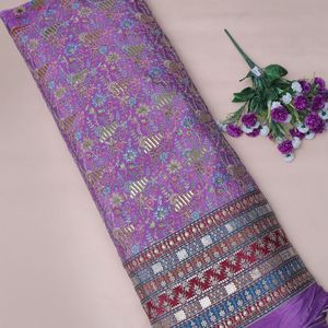 Tissu Crêpe Violet Léger Brodé de Paillettes Florales, Tissu Tissé Léger de 54 Pouces, Matériau de Luxe pour Travaux Daman, Idéal pour Kurtis, Tuniques et Anarkalis - Product Image 3