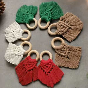 Anneaux de serviette en macramé faits à la main, décoration de table de Noël bohème - Product Image 1