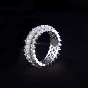 Bague d'éternité unisexe en argent sterling 925, large, à 3 rangs, sertie de moissanite taille ronde, style couronne, pour anniversaire et mariage, bijoux hip-hop - Product Image 6