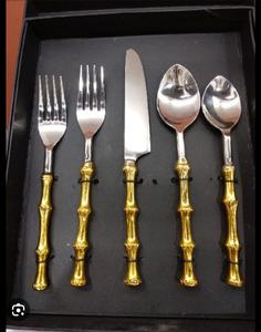 Ensemble de 8 cuillères en acier inoxydable plaqué argent, design moderne, pour servir lors de fêtes, pour la nourriture et les desserts - Product Image 2