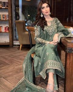 <b>Green</b> <b>Silk</b> Embroidered Anarkali Suit with Dupatta Indian Pakistani Ethnic Party Wear - Product Image 3