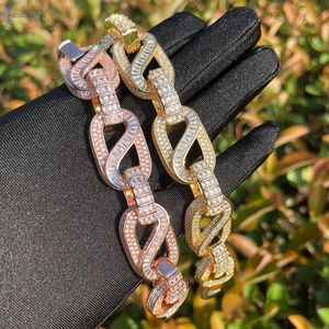สร้อยข้อมือเพชรเลี้ยงในห้องปฏิบัติการสำหรับผู้ชาย สไตล์ฮิปฮอป ประดับเพชรแบบ Iced Out รูปทรงล็อค  แบบ Cuban Link  สำหรับแร็ปเปอร์ ของขวัญสำหรับเขา - Product Image 4