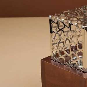 Brûleur à Bakhoor carré en bois avec cage décorative en laiton, porte-encens Oud arabe, Mabkhara, aromathérapie, décoration islamique pour la maison - Product Image 2