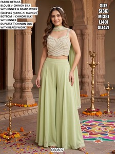 Conjunto de palazzo largo de seda Simar morada con bordado y pedrería, estilo tradicional para boda, corte holgado para mujer - Product Image 2
