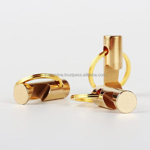 2024 nuevo diseño hecho a mano de latón abrebotellas llavero hermoso estilo náutico y sencillo llavero de bolsillo - Product Image 4