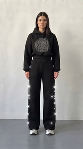 Ensemble sweat à capuche court en strass et pantalon large noir, tenue streetwear, logo personnalisé, impression numérique hiver - Product Image 2