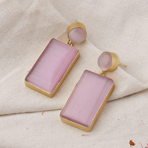 Pendientes Colgantes Hechos a Mano con Piedra Ojo de Gato Rosa, Pendientes Rectangulares de Latón Chapado en Oro de 18K para Mujer - Product Image 3