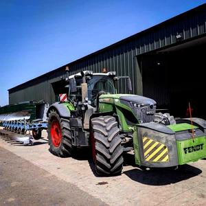 Tracteur agricole Fendt neuf et d'occasion, 70-150 CV, 4x4, moteur diesel, en vente à prix avantageux, directement de l'usine. - Product Image 4