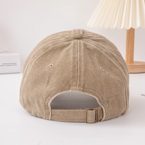 หมวกเบสบอลแบบมีรู ดีไซน์ทันสมัยสไตล์เรโทร พร้อมดีเทลขาดแบบเท่ๆ เหมาะสำหรับใส่ลำลอง สตรีทแวร์ - Product Image 5