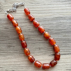Collier en résine perlée hautement poli, design moderne, fait sur mesure, en résine époxy naturelle, cadeau unisexe, à prix avantageux - Product Image 6