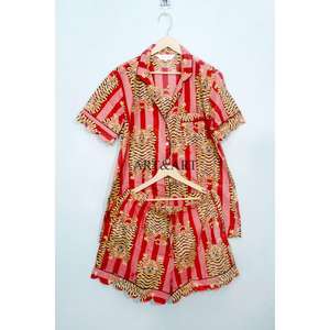 Conjunto de Pijama de Algodón para Mujer, Elegante, con Estampado de Tigre en la Parte Delantera, Manga Corta, Ropa de Dormir Transpirable y Ligera, Ideal para la Noche, Verano - Product Image 4