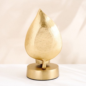 Elegant Golden Leaf <b>Tea</b> Light Holder Artisan Metal Candle <b>Stand</b> High Quality For Modern Table Decor Weddings & Luxury Gifting - Product Image 6