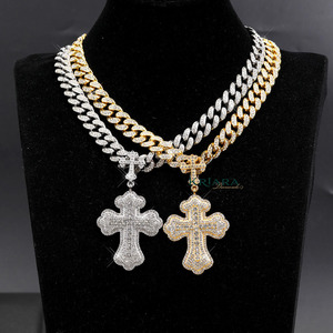 Pendentif Croix Hip Hop en Argent 925 Plaqué Or 14K et Rhodium, Diamant de Laboratoire Certifié Tendance, Bijou Unisexe Charmant - Product Image 1