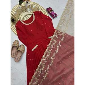 Nueva Colección de Diseños de Vestidos de Fiesta Versátiles con Estilo Étnico Fusionado, Listos para Usar, Conjunto de Lehenga y Saree - Product Image 6