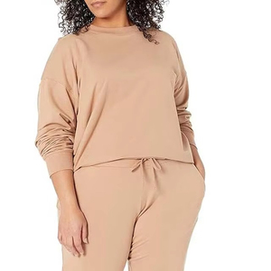 เสื้อสเวตเชิ้ตผู้หญิงคอวีทรงโอเวอร์ไซส์สำหรับฤดูหนาว ผ้าฟลีซ 100% คอตตอน กันน้ำ เป็นมิตรกับสิ่งแวดล้อม ระบายอากาศได้ดี รับผลิตแบบ OEM พร้อมสกรีนโลโก้ด้านหน้าตามแบบที่ต้องการ - Product Image 5