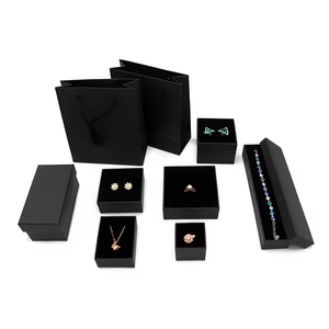 Cajas de Embalaje de Joyería de Lujo para Anillos, Collares y Pulseras, con Logotipo Personalizado, de Satén, Kraft, Corrugado, Autoarmables y Magnéticas - Product Image 6