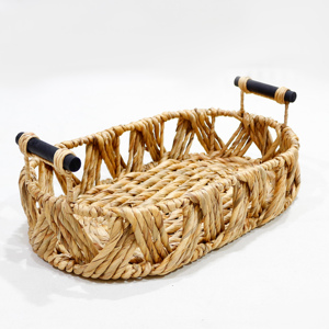 Panier de service rectangulaire en jacinthe d'eau naturelle tressée avec poignées en bois noir - Product Image 1