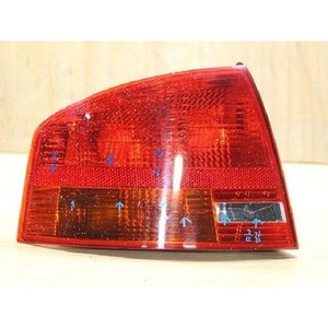 Soporte de Bombilla de Luz Trasera Izquierda para A4 B8 8K 2007-2011, Usado, ORIGINAL 965083 - Product Image 1
