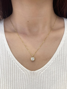 Pendentif tendance pour femme en or massif 14K avec diamant de laboratoire 1 carat, serti hybride clos et griffe, bijou à clipser avec collier de diamants - Product Image 4