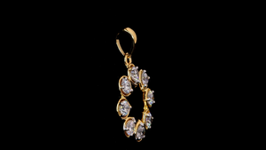 Colgante de Diamante Cultivado en Laboratorio con Halo Floral Redondo en Oro Amarillo |   Joyería Elegante para Novias y para Uso Diario - Product Image 2