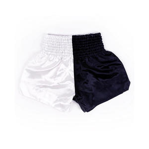 Shorts de boxe demi-couleur personnalisés en satin pour Muay Thai, fabricant de shorts de kickboxing et MMA en gros à faible MOQ - Product Image 6
