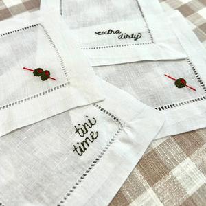 Servilletas de Cóctel Bordadas de Algodón/Lino Vietnamita de Alta Calidad con Diseño Personalizado para Fiestas y Bodas - Product Image 1