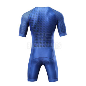 Combinaison de triathlon extensible et douce, dotée d'un tissu à séchage rapide et d'un design performant pour les athlètes compétitifs - Product Image 3