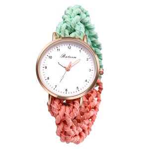Pulsera de la Amistad con Cordón Trenzado Colorido L6, Correa Ajustable, Reloj de Cuarzo - Product Image 6