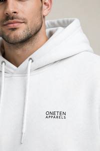 เสื้อยืดคอกลมแขนสั้นทรงปกติ ผ้าฝ้าย 100% สำหรับผู้ชาย ONETEN APPARELS รุ่น MN-TS-SS26-002-C ผ้าถักแบบไม่ทอ ระบายอากาศได้ดี - Product Image 2