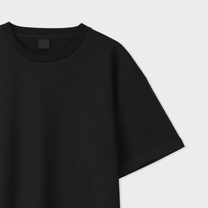 T-shirt pour femmes, couleur noire, coupe slim, col rond, coton et polyester, style streetwear, service OEM. - Product Image 2