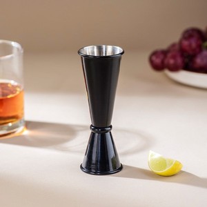 Jigger à cocktail moderne en acier inoxydable, tasse à mesurer de bar haut de gamme, outil de mélange de boissons de luxe, ustensile de bar professionnel pour l'hôtellerie - Product Image 3