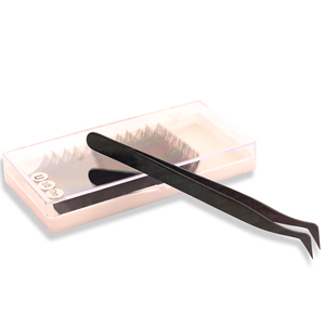 Pinzas para pestañas Plasma Black cerca de mí, hechas de acero inoxidable de alta calidad, estilo ruso, para mujeres. - Product Image 1
