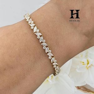 สร้อยข้อมือเทนนิสประดับเพชรทรงโค้งและพลอยกลมสลับกันเครื่องประดับทอง18K - Product Image 2