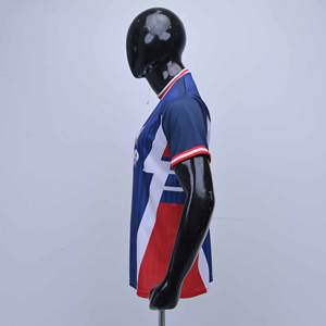 Maillots de football d'été pour hommes de qualité supérieure, personnalisables avec logo et nom, en polyester extensible et respirant, séchage rapide, style rétro - Product Image 4