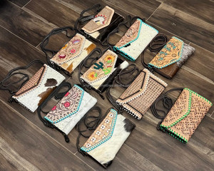 Nuevo bolso de mano de cuero con correa para el hombro, monedero personalizado de alta calidad, bolso de noche hecho a mano de diseñador para mujer - Product Image 4