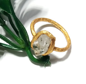 Anillo de Larimar Natural en Bruto, Plata de Ley 925 Sólida, Chapado en Oro, Hecho a Mano, Estilo Bohemio Azul, con Engaste de Bisel - Product Image 3